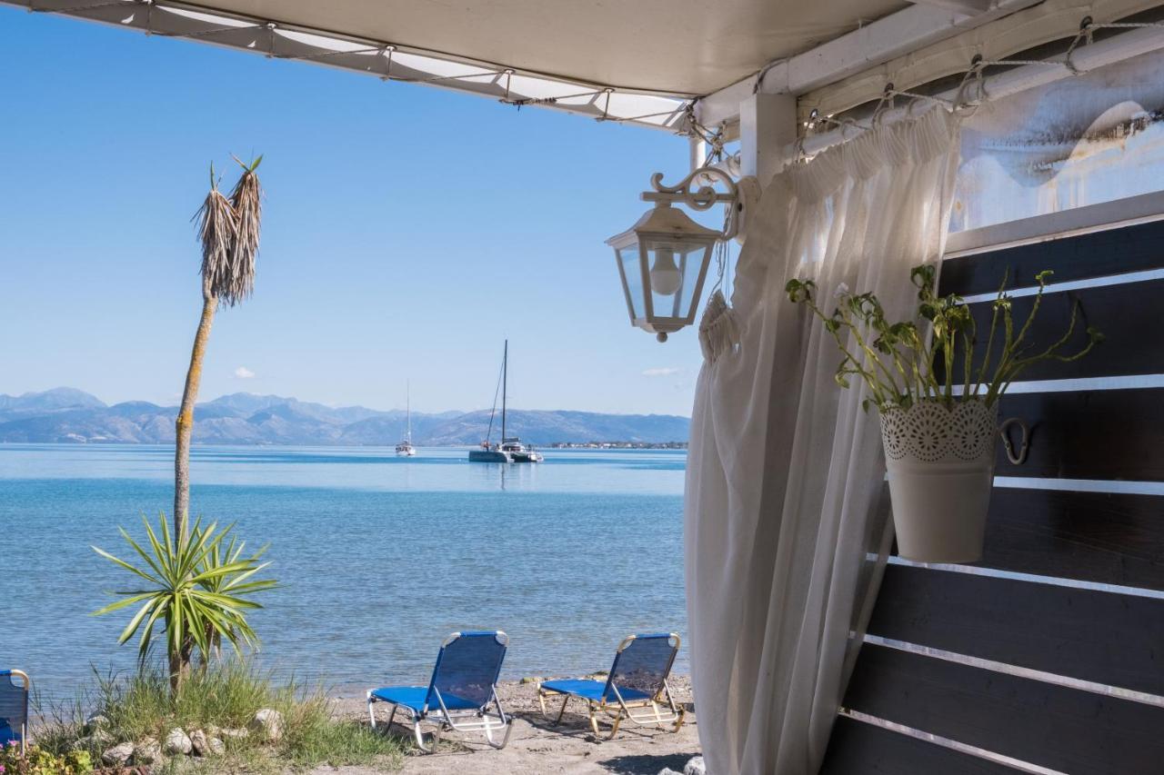 Bed & Breakfast Christina Beachfront By Hotelius 2*