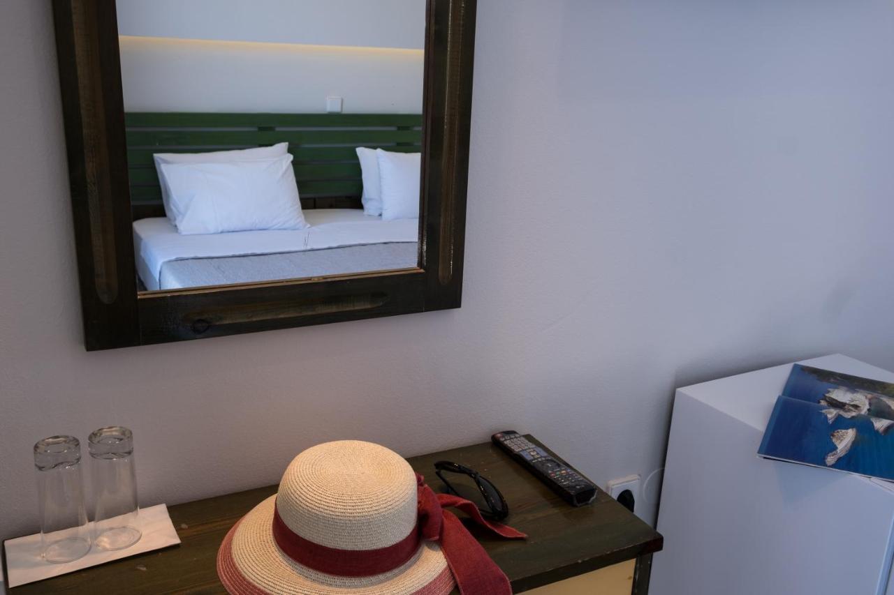 Christina Beachfront By Hotelius Bed & Breakfast