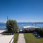 Christina Beachfront Rooms By Hotelius