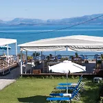 Christina Beachfront Rooms By Hotelius